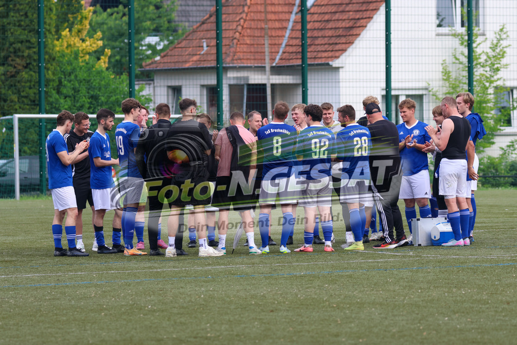Bünder SV - TuS Bruchmühlen II | Auf dem Bild zu sehen: blau TuS Bruchmühlen II bleibt in der Kreisliga A Bünder SV, TuS Bruchmühlen II, Saison 25/26, Kreisliga A, Bünde, Deutschland - Realisiert mit Pictrs.com