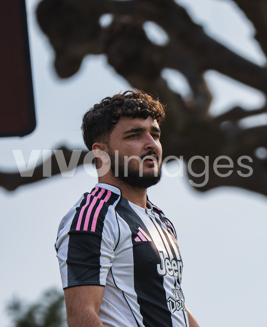 juv_lut_fmachado-0225 | Images from the Juniors B match between Juventus Academy and FC Lutry, played on 18 March 2026 in Lutry, Switzerland, featuring players, coaching staff and match action throughout the game.