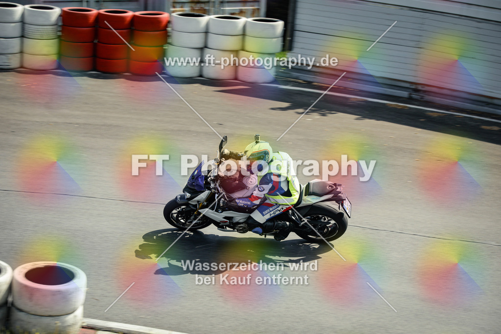OBK_Mai_Martina_Markus-10831 | Hier findet Ihr Bilder von Touristenfahrten auf der Nürburgring Nordschleife oder von anderen Veranstaltungen die ich besucht habe. Viel Spass beim Durch Schauen 