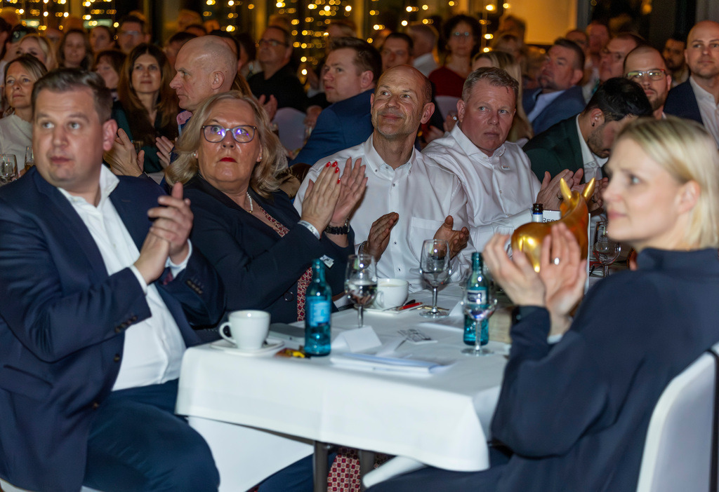 top-top.de 260306-113 | Foto, Video, Fotografie, Videografie, Fotobox, DJ, Discjockey, Musik, Musikbox, Veranstaltung, Photobooth, Amazon, Ebay, Buchtipp, Bestseller, Autor, Verlag, Buch, Wesel, Hamminkeln, NRW, Dinslaken, Rees, Drohne, Hochzeit, Party, Fotobox, Wesel, Fotograf