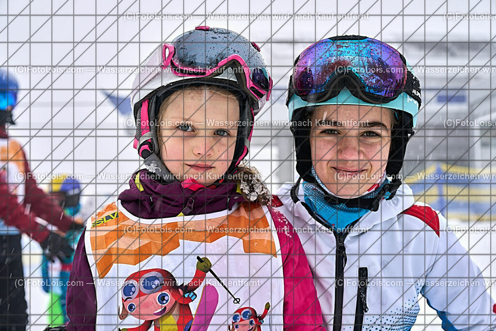 ALP0237_NeujahrsSchikurs_Gruppe ELINA | (C)FotoLois.com, Alois Spandl. NEUJAHRS-SCHIKURS Schischule Haginger, Gemeindealpe Mitterbach, Abschlußrennen, Sa 6. Januar 2024.