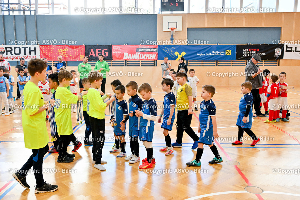 ASVÖ_ Fussballturnier SV Gallneukirchen_ 08.02.2025-132 | 08.02.2025, Gallneukirchen, AUT, ASVÖ, Fussball Nachwuchs Hallenturnier 2025, SV Gallneukirchen im Bild Teilnehmer U 7©Harald Dostal / fodo.media - Realisiert mit Pictrs.com