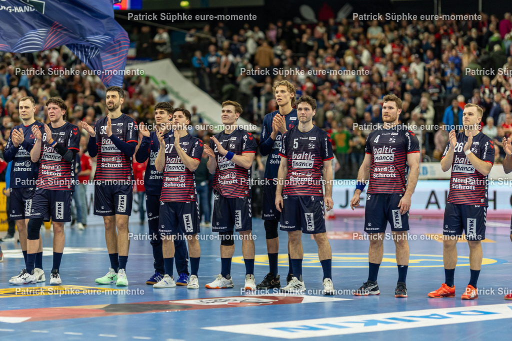 Handball I Herren I Daikin HBL I Saison 2024-2025 I 23. Spieltag I SG Flensburg-Handewitt - THW Kiel | Handball: Bundesliga, SG Flensburg-Handewitt - THW Kiel, 23. Spieltag, GP JOULE ArenaSG Flensburg Handewitt jubelt nach dem Sieg gegen den THW Kiel