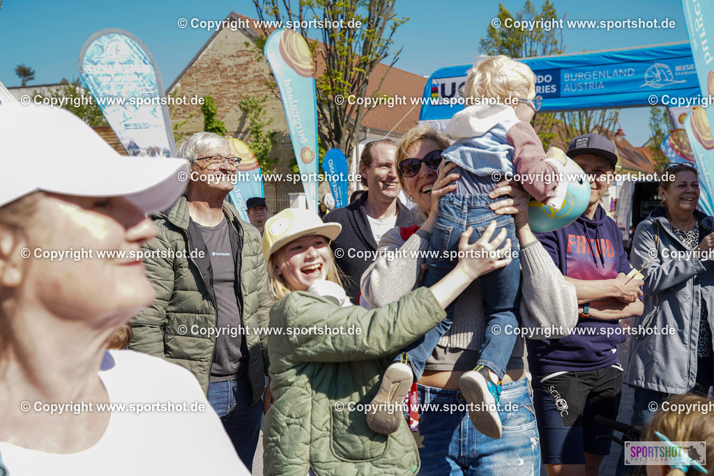 327_DSC01071 | Neusiedlersee Radmarathon 2026@sportshot_your_pictrs #yourpictures#roadtowm2029 #nrm #neusiedlerseeradmarathon #neusiedlersee #neusiedlerseetourismus #burgenland #mörbisch #nrm26 #burgenlandtourismus #voglundco #poweredbyburgenlandtourismus #radsport #rad #marathon #ucigranfondo #visitburgenland #ucigranfondoworldseries