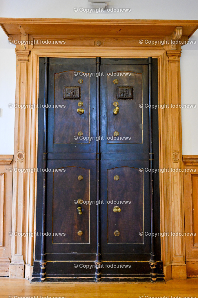 Wels_ Schloss Puchberg_ 03.07.2023-19 | 03.07.2023, Wels, AUT, Bildungshaus Schloss Puchberg, im Bild Tresor