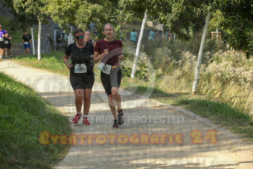 250824_1436_EX1_6819 | Sportfotografie im Rhein-Sieg Kreis, Köln, Bonn, NRW, Rheinland Pfalz, Hessen, etc. Unser Tätigkeitsfeld umfasst den Laufsport vom Volkslauf über den Marathon, Duathlon, Triathon bis zum Ultralauf wie Kölnpfad Ultra oder Schindertrail.