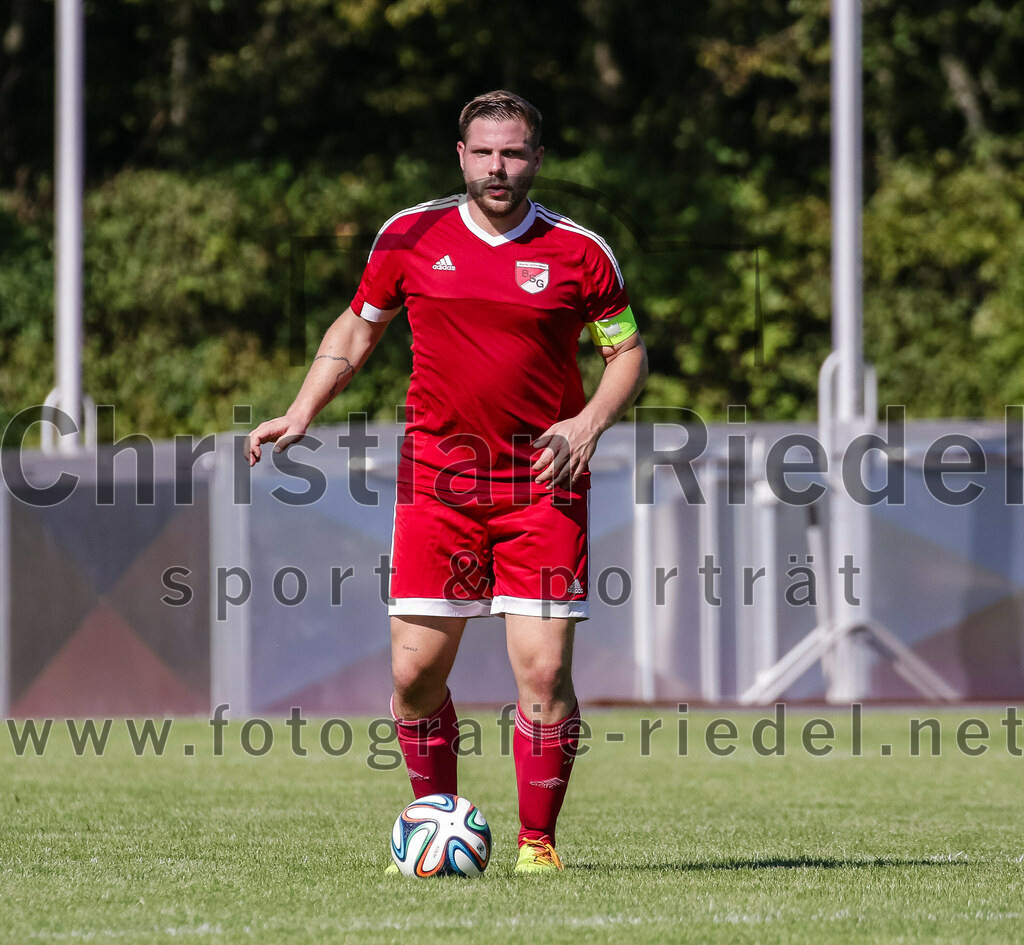 2023-08-19_002_SG_Markt_Schwaben_II_gegen_TSV_Ottobrunn_III | Markt Schwaben, Deutschland, 19.08.2023:
Fußball, C-Klasse 2023 / 2024, 1. Spieltag, (SG) Markt Schwaben II gegen TSV Ottobrunn III, Endergebnis: 0:4

Stefan Tschiesche (SG Markt Schwaben, #4)

Foto: Christian Riedel / fotografie-riedel.net