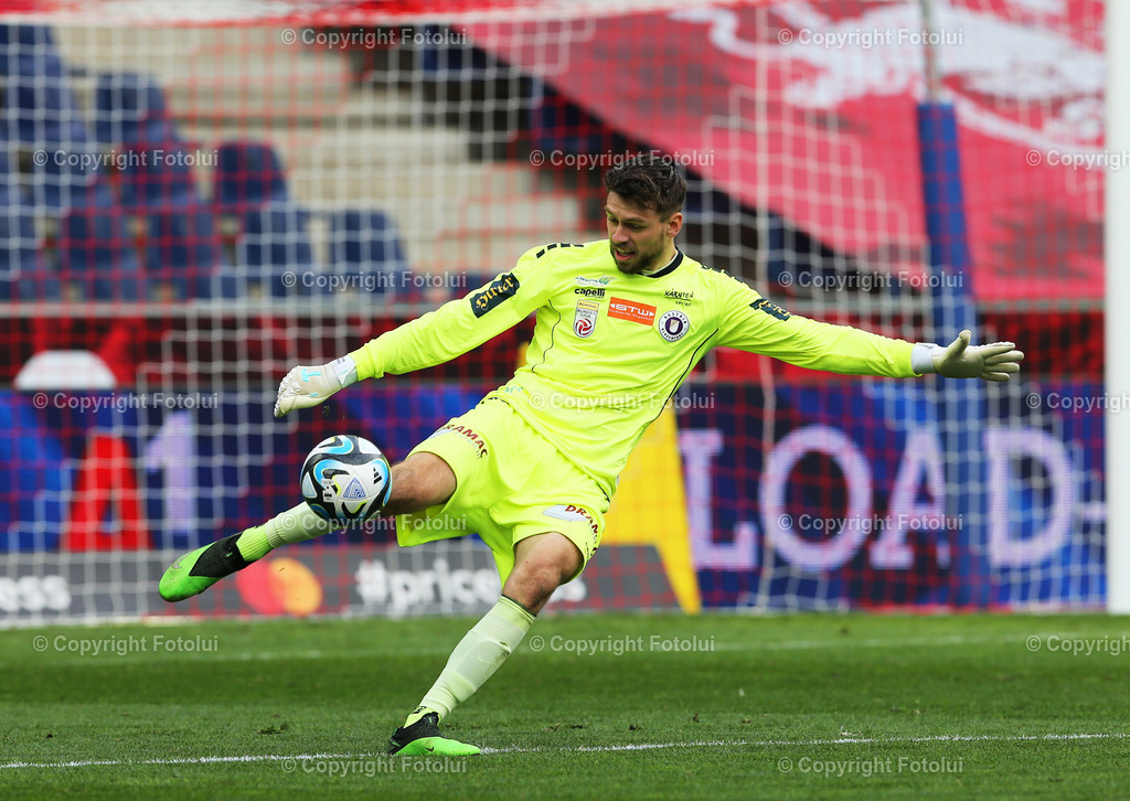 A_LUI_21042024_18 | SPORT,FUSSBALL.ADMIRAL BUNDESLIGA RED BULL SALZBURG-AUSTRIA KLAGENFURT. 21.04.2024 IM BILD: PHILLIP MENZEL  (KLAGENFURT) FOTO.FOTOLUI/MW