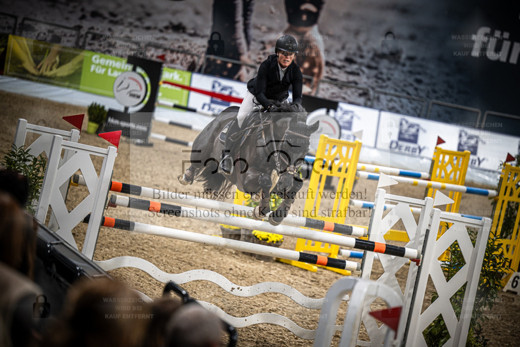 DOS_1684 | Entdecke hochwertige Reitturnierfotos von Foto Oger. Professionell, emotional und authentisch – jetzt Lieblingsmomente im Shop bestellen. - Realisiert mit Pictrs.com