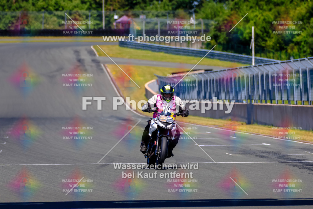 _TCM6144 | Hier findet Ihr Bilder von Touristenfahrten auf der Nürburgring Nordschleife oder von anderen Veranstaltungen die ich besucht habe. Viel Spass beim Durch Schauen 