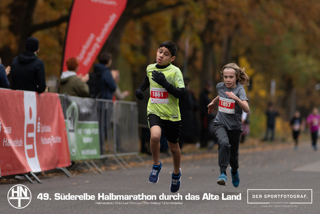 Süderelbe Halbmarathon 2025 I 09.11.2025 I Fotograf_DerSportfotograf.I 00165 | Der Sportfotograf. - Realisiert mit Pictrs.com