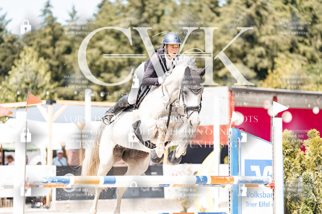 CK900935 | Turnierfotografie Pferdefotografie Trier Rheinland-Pfalz Pferdesport Reitsport Tierfotografie Sportfotografie Pferdevideo Pferdevideografie Equestrianvideography equestrianphotography  - Realisiert mit Pictrs.com