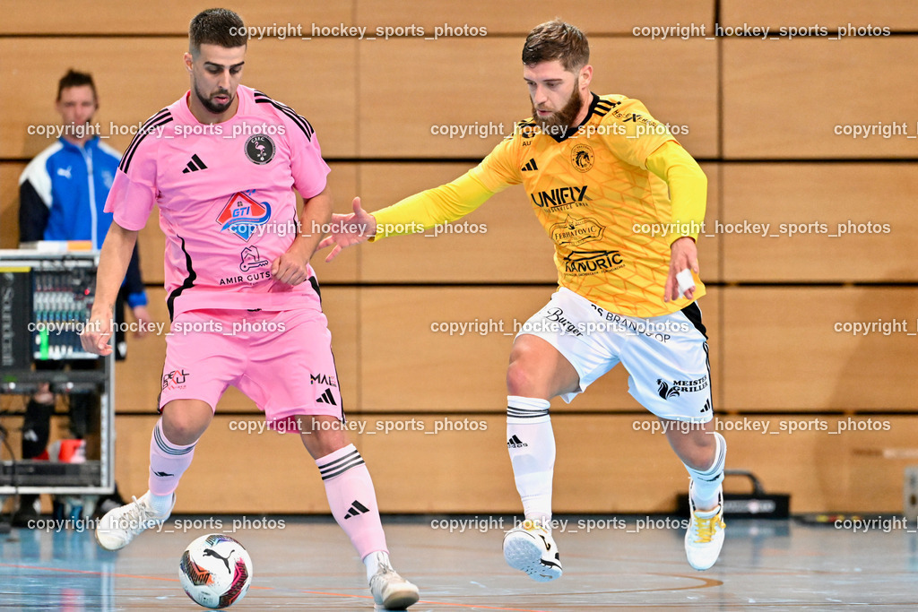 Carinthia Flamengo Futsal Club vs. FC Ljuti Krajisnici | #44 Beldin Duric Carinthia Flamengo, #17 Mirza Jatic FC Ljuti Krajisnici, Carinthia Flamengo Futsal Club vs. FC Ljuti Krajisnici, Carinthia Flamengo Futsal Club vs. FC Ljuti Krajisnici am 05.01.2025 in Klagenfurt (Ballspielhalle Viktring), Austria, (Photo by Bernd Stefan)