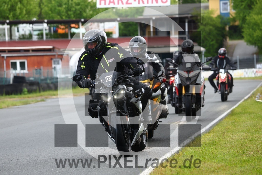 0003-20260513_01933 | Schöne Erinnerungen an spannende Momente - das festzuhalten ist unser Job. PIXELrace.de ist seit 2003 auf den Rennstrecken Europas unterwegs um die Action draußen beim Fahren und die wunderbare Stimmung imm Fahrerlager für euch einzufangen.