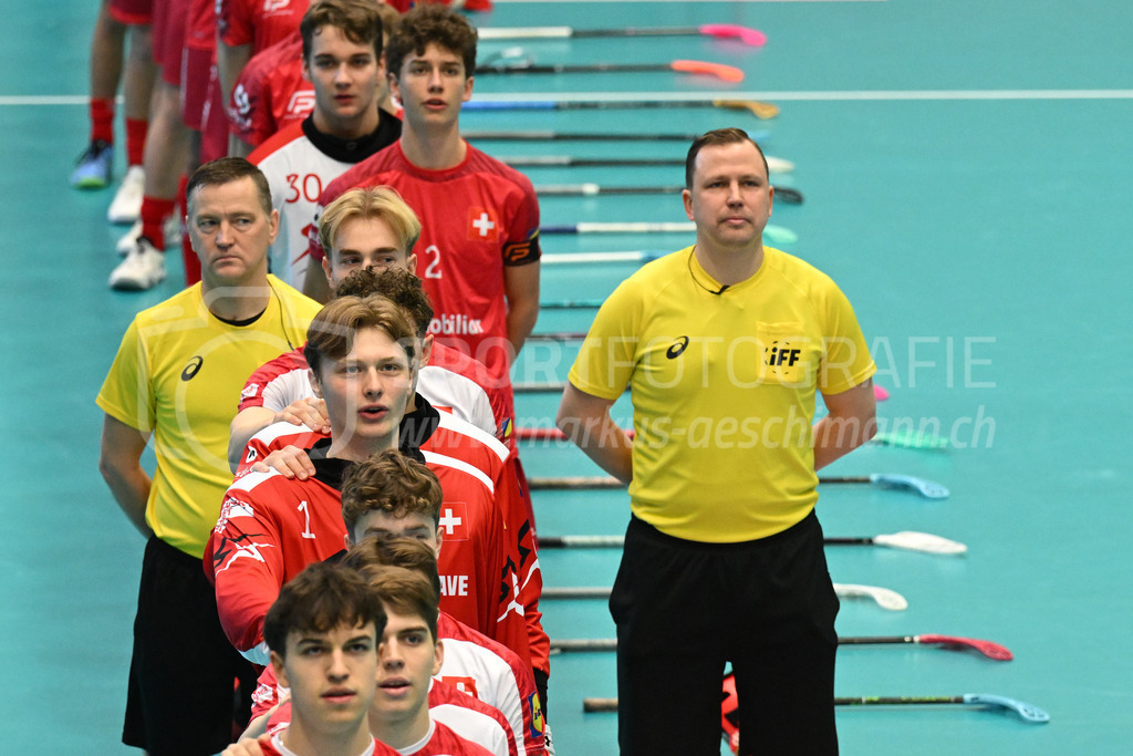 Switzerland B U19 vs Switzerland U19 - 4. February 2024 | Switzerland B U19 vs Switzerland U19
U19 Men International Matches in Switzerland
GoEasy Arena, Siggenthal Station
Players and referees during the national anthem.
Credit: Markus Aeschimann | <a href="https://www.markus-aeschimann.ch">Sportfotografie Markus Aeschimann</a> | <a href="https://www.instagram.com/sportfotografie.aeschimann">@sportfotografie.aeschimann</a> - Realisiert mit Pictrs.com