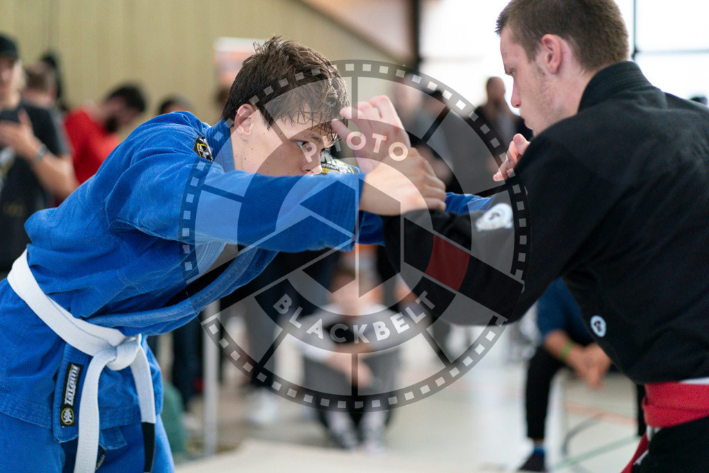 20240915PBB3011 | Athletes compete during the Grappling Industries’ grappling and Brazilian jiu-jitsu competition in Berlin, on September 15, 2024.