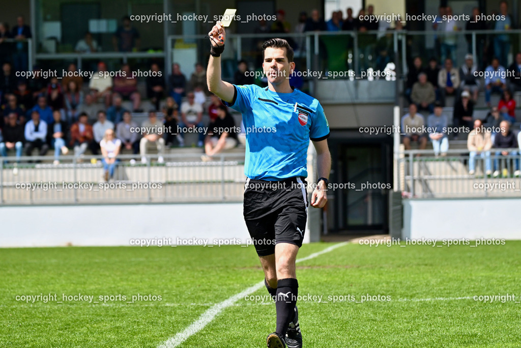 SC Landskron vs. SV Falle Maria Gail | Emanuel Johann Kulterer Referee, Gelbe Karte, SC Landskron vs. SV Falle Maria Gail, SC Landskron vs. SV Falle Maria Gail am 17.05.2026 in Villach (Sportanlage Landskron), Austria, (Photo by Bernd Stefan)
