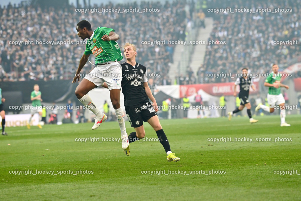 SK Puntigamer Sturm vs. SK Rapid Wien Siegerehrung, Impressionen | #15 Terence Kongolo SK Rapid, #18 Mika Miles Biereth SK Sturm, SK Puntigamer Sturm vs. SK Rapid Wien Siegerehrung, Impressionen, SK Puntigamer Sturm vs. SK Rapid Wien Siegerehrung, Impressionen am 01.05.2024 in Klagenfurt (Wörthersee Stadion ), Austria, (Photo by Bernd Stefan)