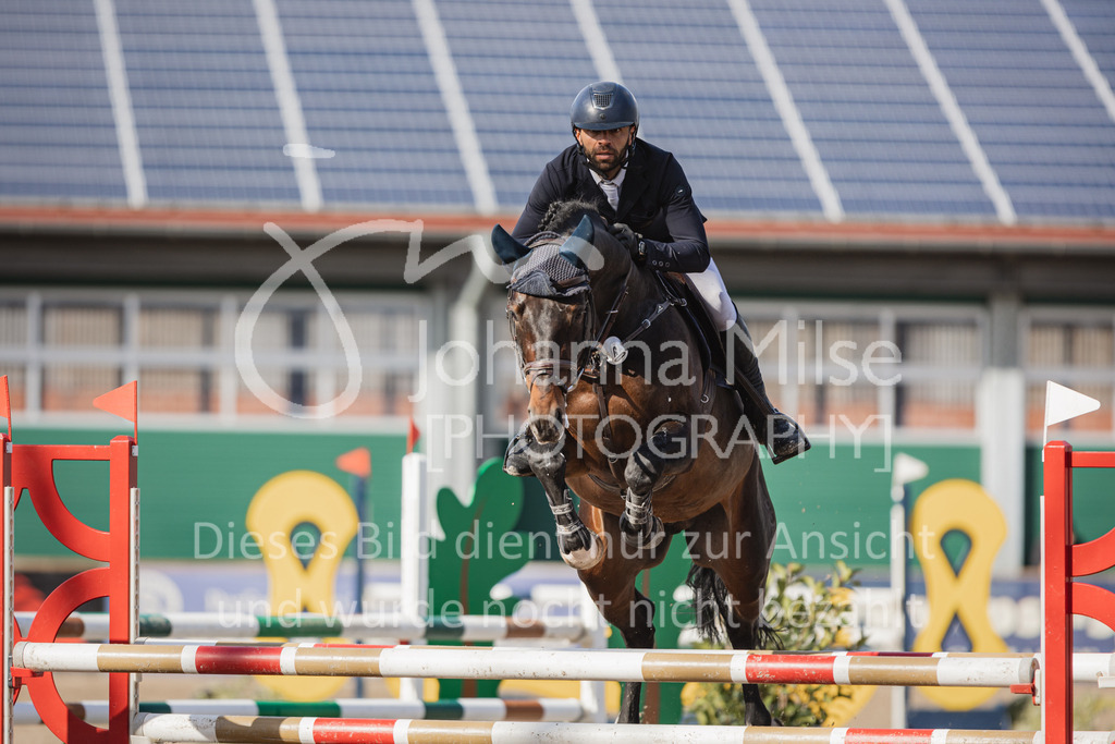 230411_Mühlen_04SprPf-L-437 | Deine schönsten Turniermomente als professionelle Fotos! Entdecke hochwertige Pferdesport-Fotografie im Online-Shop. Jetzt Fotos finden & bestellen!