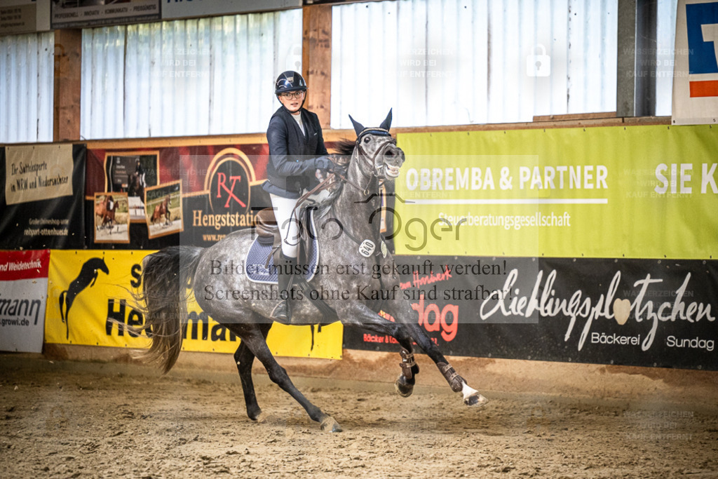 DOS_1325 | Entdecke hochwertige Reitturnierfotos von Foto Oger. Professionell, emotional und authentisch – jetzt Lieblingsmomente im Shop bestellen. - Realisiert mit Pictrs.com