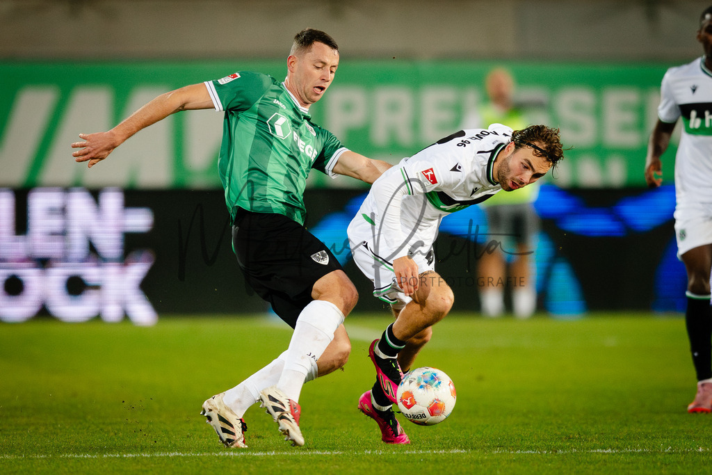 2. Bundesliga, Saison 2025/26, 15. Spieltag: SC Preußen Münster - Hannover 96 | Münster, 05.12.2025: 2. Bundesliga, 15. Spieltag, SC Preußen Münster gegen Hannover 96 im LVM-Preußenstadion in Münster. Foto: sportfotografie.ms | Markus Paletta - Realisiert mit Pictrs.com