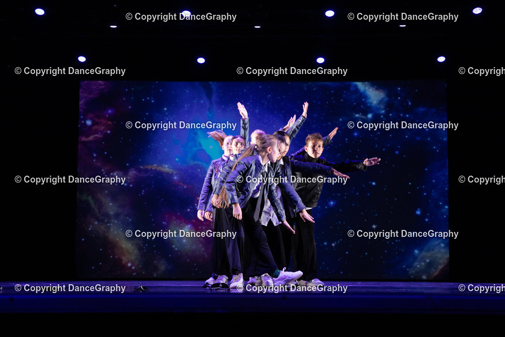 GPHY6408 | DanceGraphy - Realisiert mit Pictrs.com