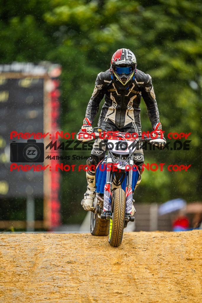 MaZZes_FotoMatrix_230701_1956 | S4