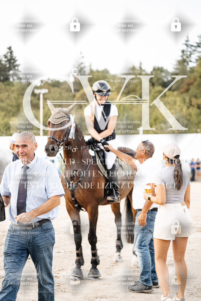 CK704240 | Turnierfotografie Pferdefotografie Trier Rheinland-Pfalz Pferdesport Reitsport Tierfotografie Sportfotografie Pferdevideo Pferdevideografie Equestrianvideography equestrianphotography  - Realisiert mit Pictrs.com