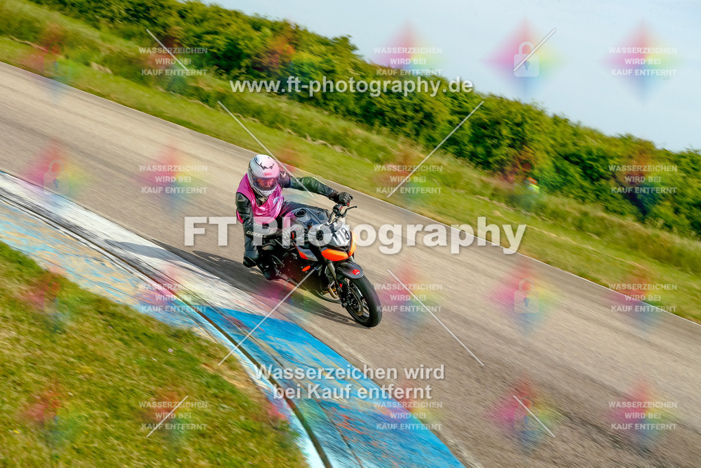 _MOT1137 | Hier findet Ihr Bilder von Touristenfahrten auf der Nürburgring Nordschleife oder von anderen Veranstaltungen die ich besucht habe. Viel Spass beim Durch Schauen 