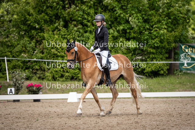 Bad_Meinberg_05844 | saradresslerfotografie - Realisiert mit Pictrs.com