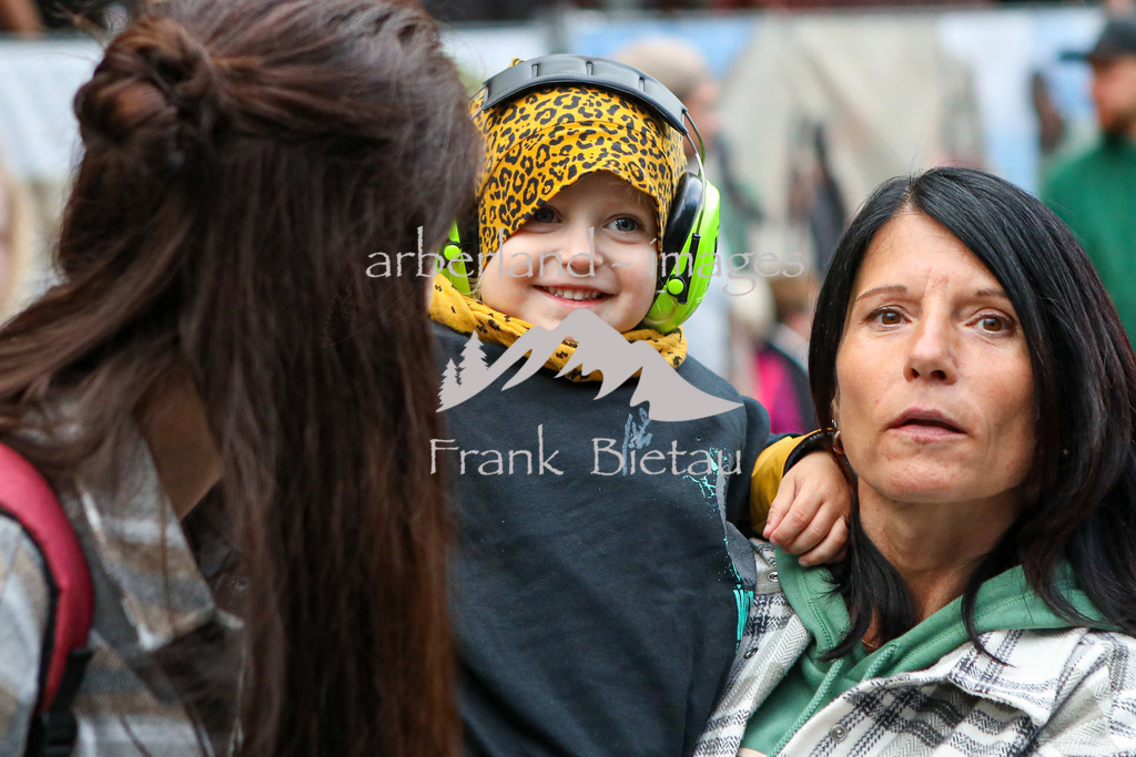 OE7A7573 | Medien- Sport- Entertainmentfotos