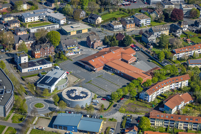 Kamen230406088 | Luftbild, Nahversorgungszentrum, Rewe Supermarkt, Aldi Supermarkt, Kamen, Ruhrgebiet, Nordrhein-Westfalen, Deutschland
