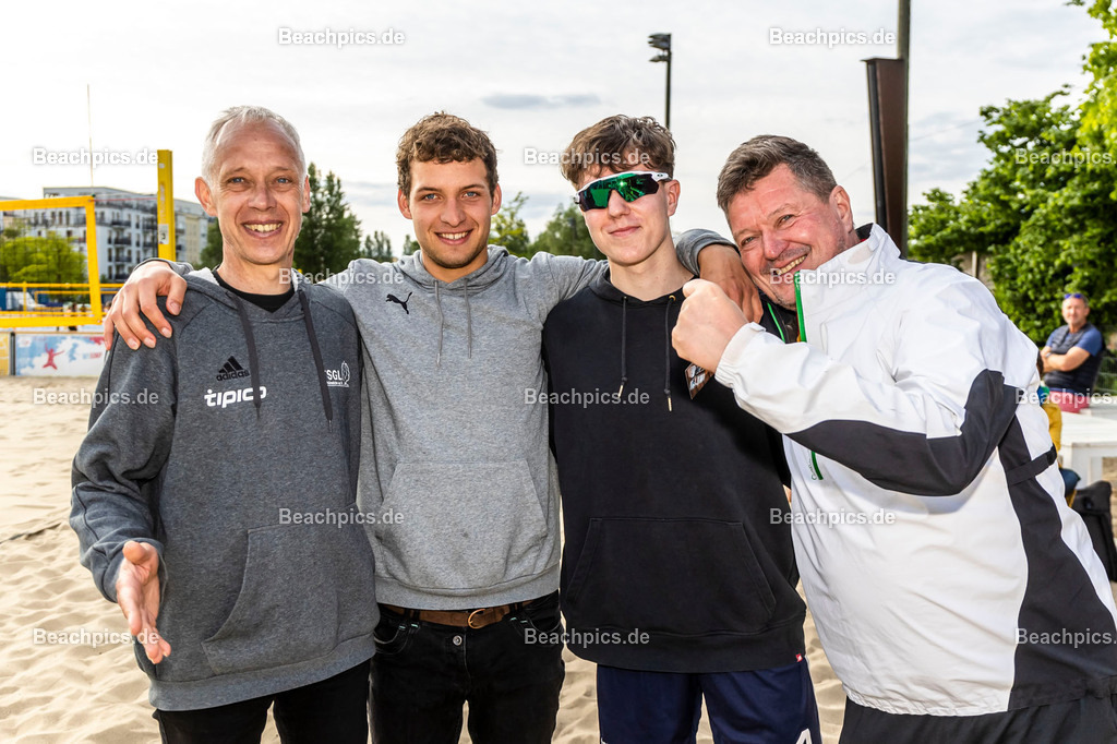 2023-00070819-Vater-Sohn-Turnier |  18.05.2023; Berlin Foto: Gerold Rebsch - www.beachpics.de
