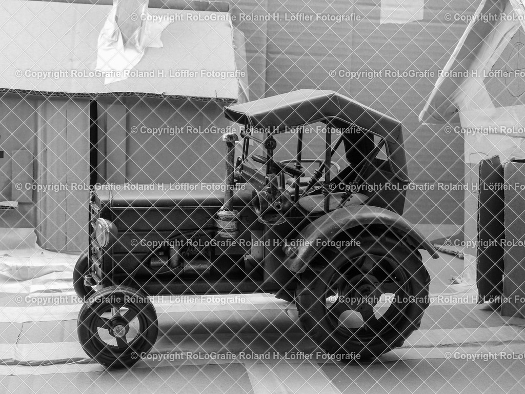 20241105_Modellandschaft mit Fahrzeugen SWoL-6 | Modellfahrzeug in Modellandschaft - Realisiert mit Pictrs.com