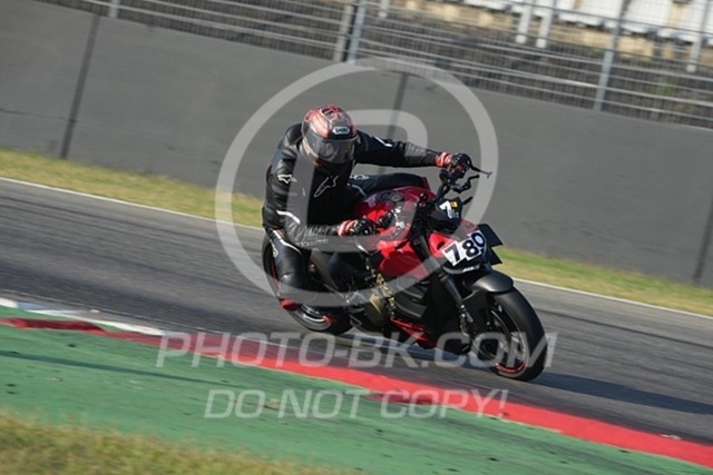 2024_08_31_PBK_24226 | Sportfotografie; SlowMotion; Video; Rennstrecke; Hafeneger; Speer; Racing; RSE; BMW; CBO; Trackday; Motorsportarena; Hockenheimring; Brno; Most; Barcelona; Valencia