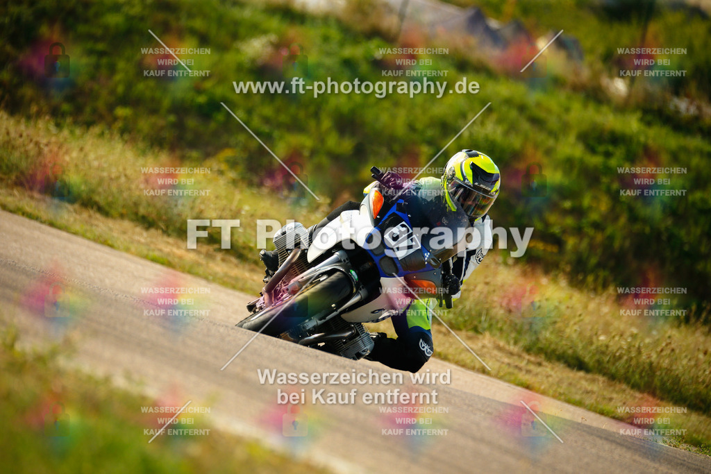 _MOT6093 | Hier findet Ihr Bilder von Touristenfahrten auf der Nürburgring Nordschleife oder von anderen Veranstaltungen die ich besucht habe. Viel Spass beim Durch Schauen 