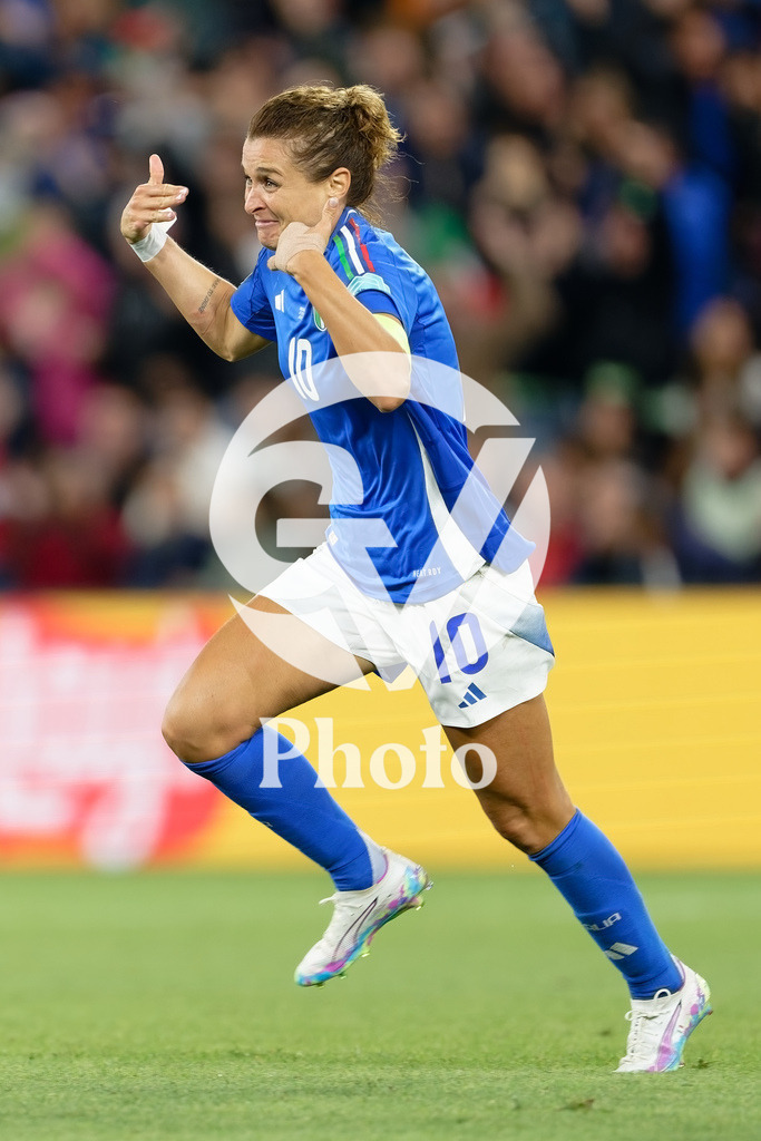 Portugal v Italy - UEFA Women's EURO 2025 Group B | GENEVA, SWITZERLAND - JULY 7:  Cristiana Girelli of Italy celebrates after scoring her team's first goal  during the UEFA Women's EURO 2025 Group B match between Portugal and Italy at Stade de Geneve on July 7, 2025 in Geneva, Switzerland. (Photo by Giuseppe Velletri/Sports Press Photo/Getty Images)
