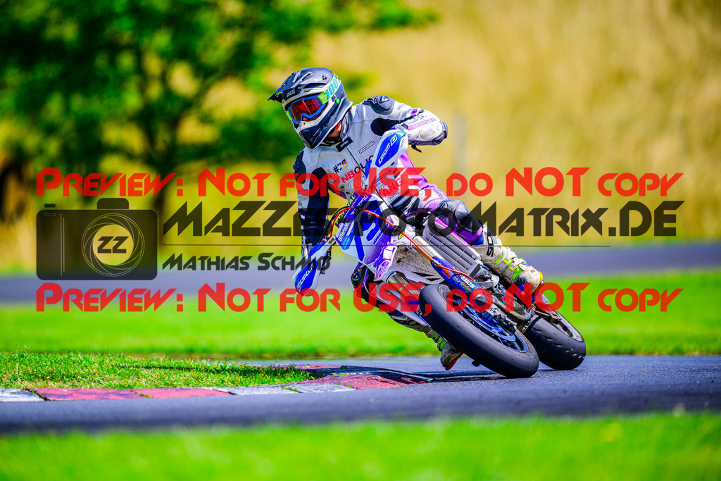 MaZZes_FotoMatrix_240713_6007705_7382 | S3