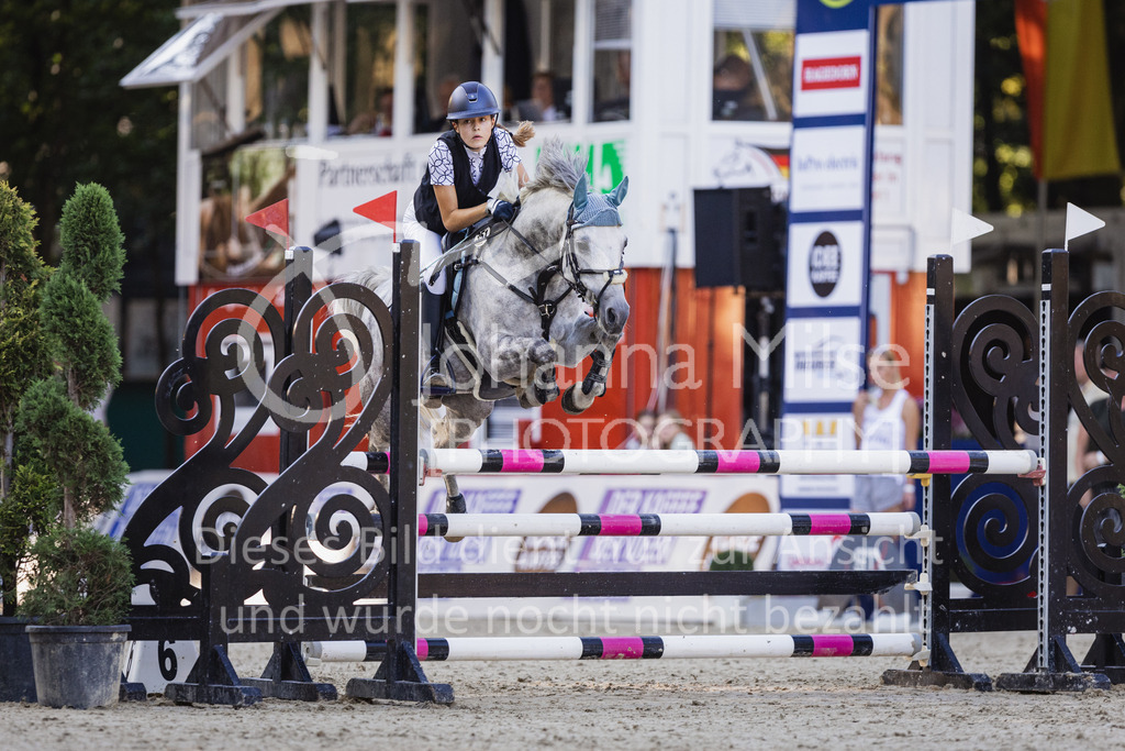 230908_OWLCh_PonyTrophy-360 | Deine schönsten Turniermomente als professionelle Fotos! Entdecke hochwertige Pferdesport-Fotografie im Online-Shop. Jetzt Fotos finden & bestellen!