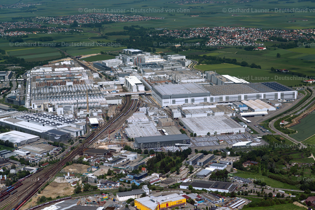 3803967 | Online-Shop für Luftbilder aus Deutschland. Seit über 45 Jahren baut Gerhard Launer das Luftbildarchiv mit unterschiedlichsten Themen stetig weiter aus.