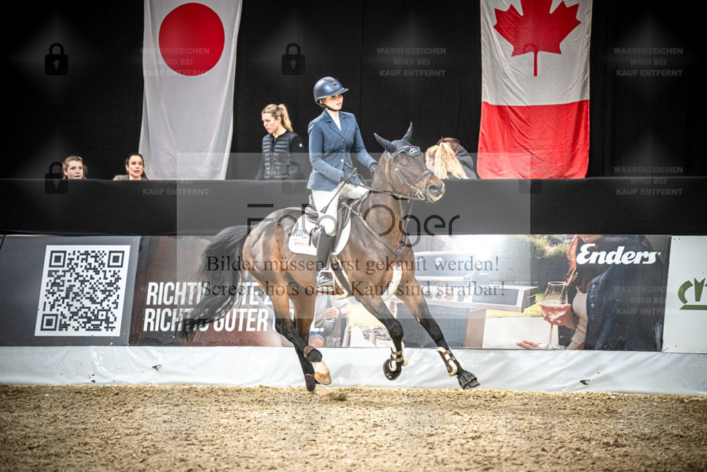 DOS_1129 | Entdecke hochwertige Reitturnierfotos von Foto Oger. Professionell, emotional und authentisch – jetzt Lieblingsmomente im Shop bestellen. - Realisiert mit Pictrs.com