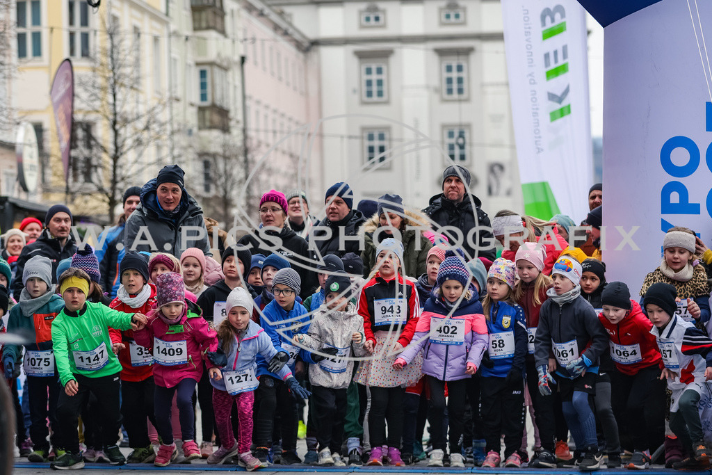 SILVESTERLAUF LINZ 25 | Linz, AUSTRIA, 31. Dezember 25, TRIRUN SILVESTERLAUF LINZ 25 , Image shows: 
Photo: WAPICS / BINDER Manuel