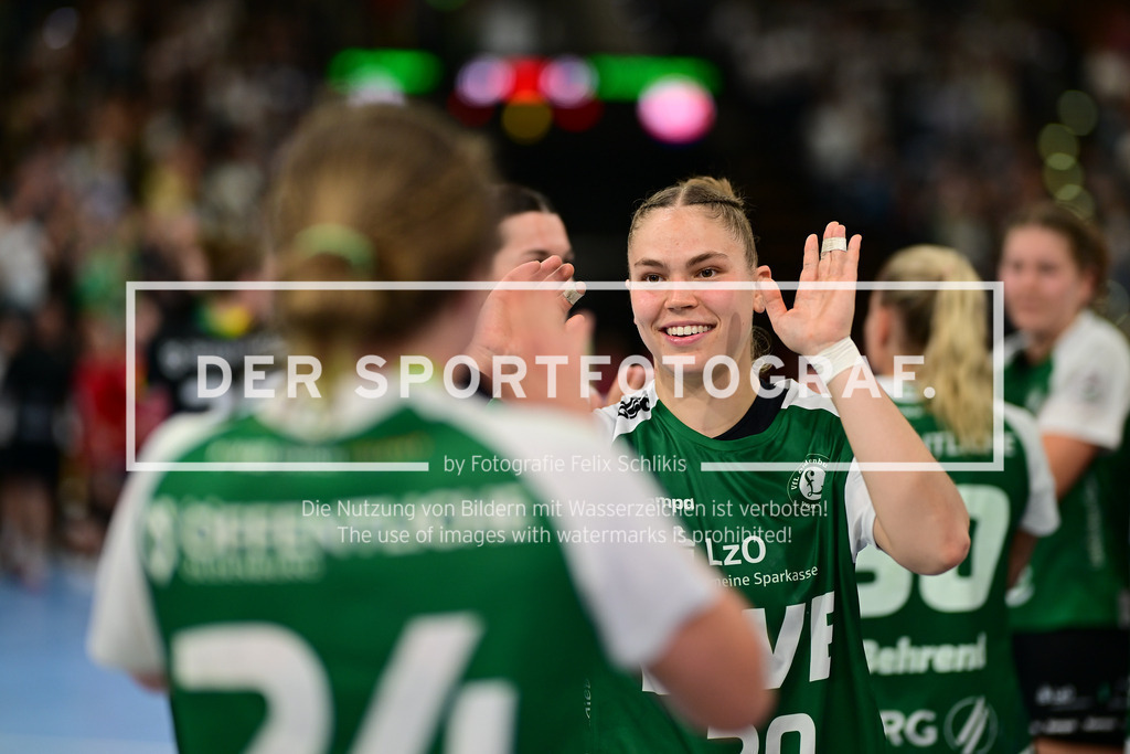 Handball I Frauen I Saison 2025-2026 I 1. HBF I 1. Spieltag I VfL Oldenburg - BSV Sachsen Zwickau I 09014 | Der Sportfotograf. - Realisiert mit Pictrs.com