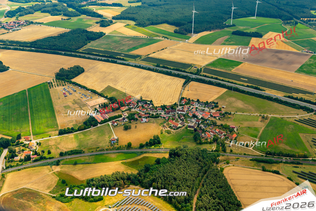 Aktuelles Luftbild von Gösseldorf Ansbach - Die Luftaufnahme wurde 2022 mittels UL-Flugzeug erstellt ( keine Drohne ) - hochauflösende Kamera-Systeme von  Canon -Beste Qualität - Für grossformatige Ausdrucke geeignet. Die Geschenkidee !