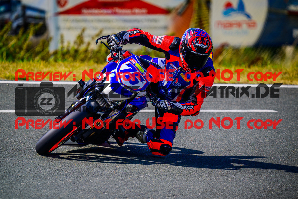 MaZZes_FotoMatrix_240726_6007705_4435 | TWIN