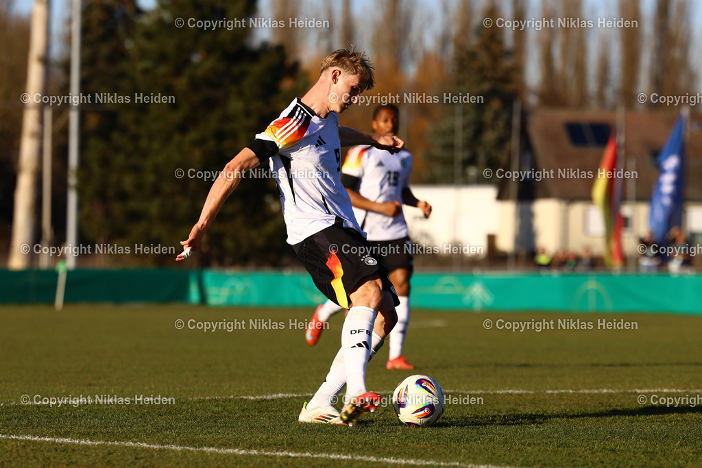 NH_DeutschlandU19_SlowenienU19_UEFAQualifikationsturnier_19032025 | #9 Max Moerstedt (Deutschland U19)Fußball I Junioren I UEFA-U19-Europameisterschaft I Saison 2024-2025 I Qualifikationsturnier I Deutschland U19 - Slowenien U19 I 19.03.2025 I Drömlingstadion