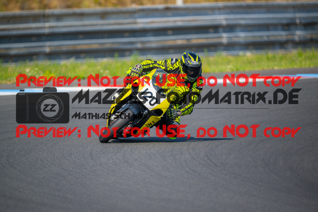 MaZZes-Fotomatrix-20260805-521981 | OPEN
