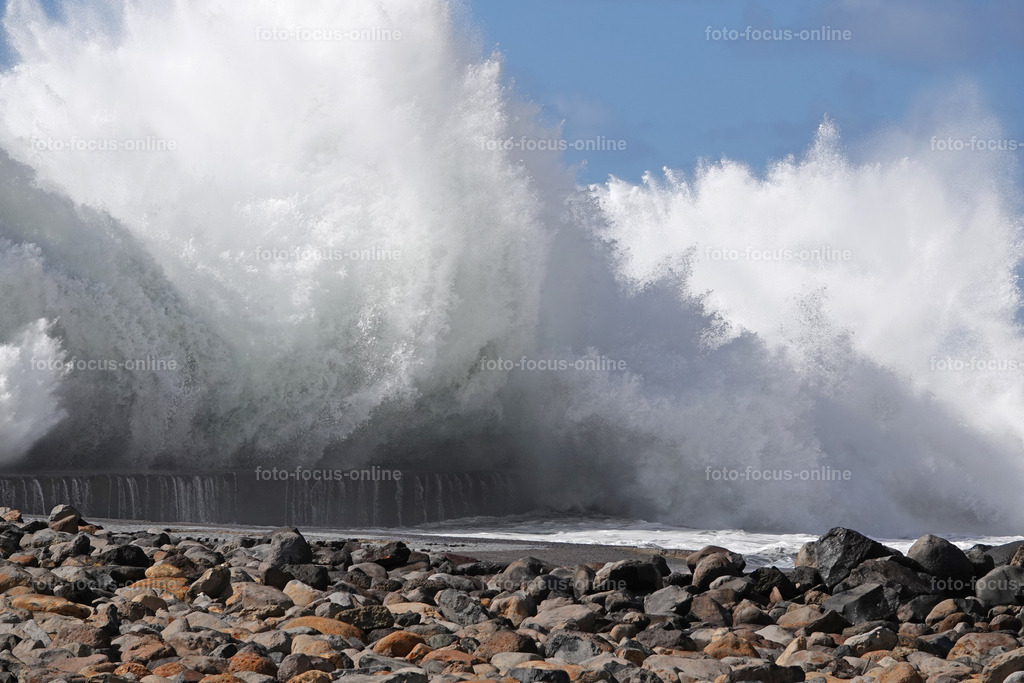 waves | Elemental power of the waves