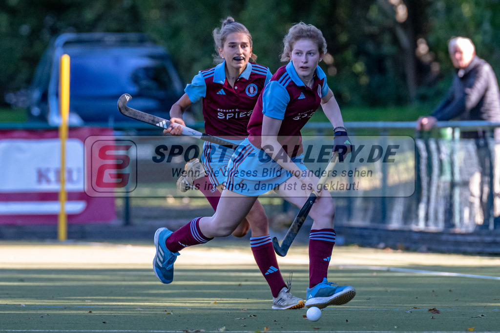 SM_20241006-D85_5613 | 1.Bundesliga Feldhockey (W) UHC - DHC/ 1:2