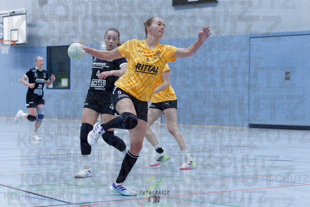 Handball Frauen Oberliga Mitte, HSG Eibelshausen/Ewersbach - HSG Lumdatal | Handball Frauen Oberliga Mitte, HSG Eibelshausen/Ewersbach - HSG Lumdatal am 21.02.2026 in Dietzhölztal-Steinbrücken (Sporthalle am Hammerweiher)Photo © 2026 - Jörg Heinrich - Realisiert mit Pictrs.com